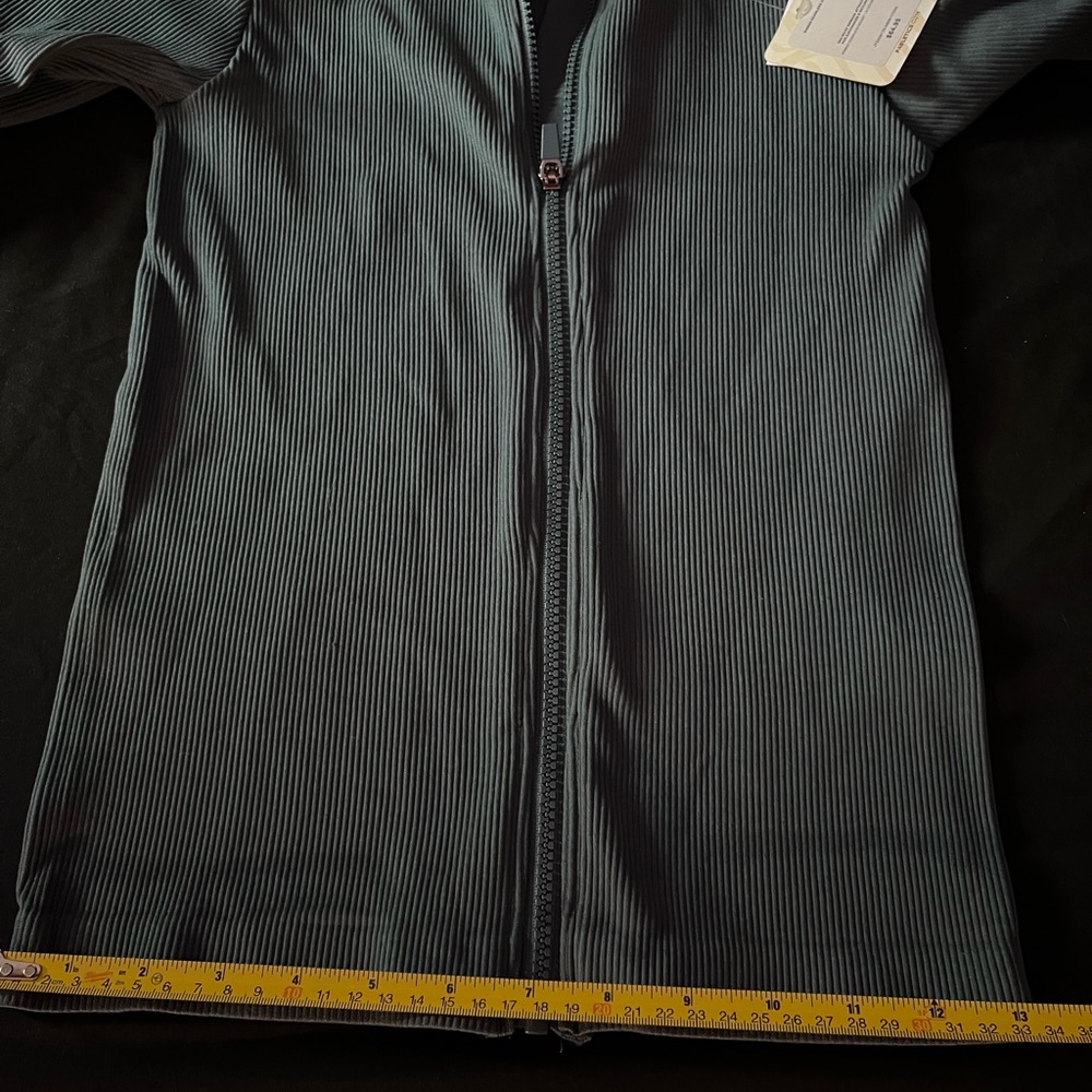 Fabletics Ribbed Seamless Jacket in Storm Slate - Picture 12 of 13